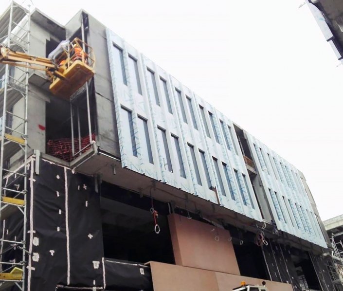 bina-kompozit-giydirme Plaza Dış Cephe Kaplama